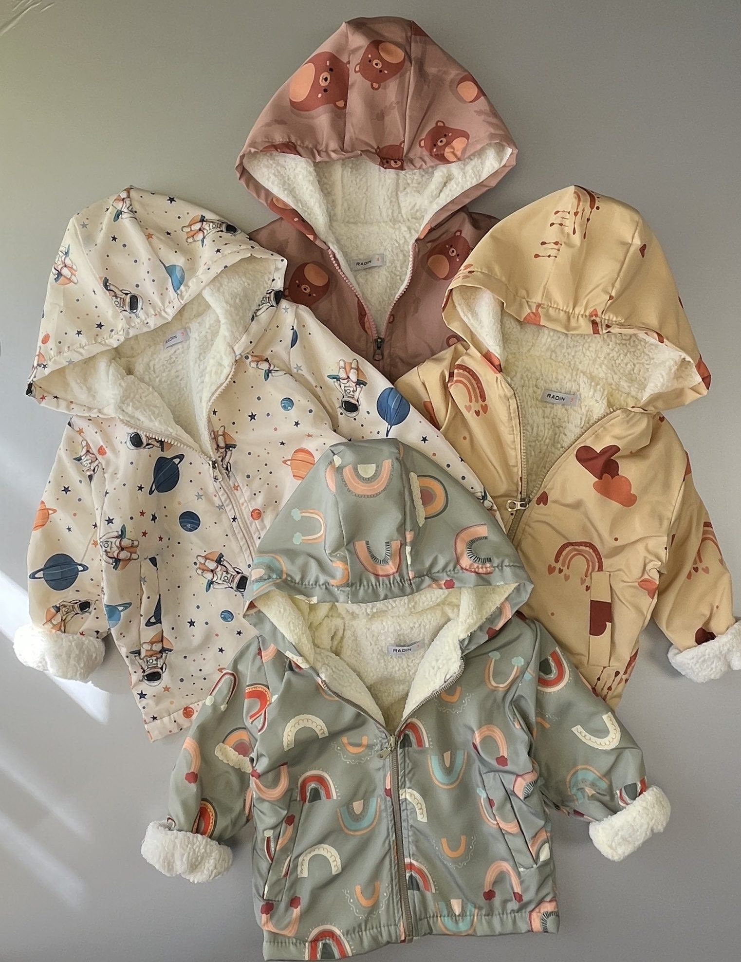 سویشرت عروسکی و فانتزی مناسب 2 تا8سال برند رادین